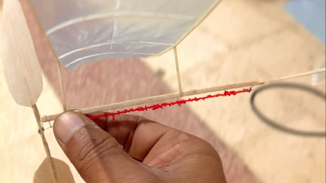 Indoor Free Flight Flying With Flat Band From Hand Catapult