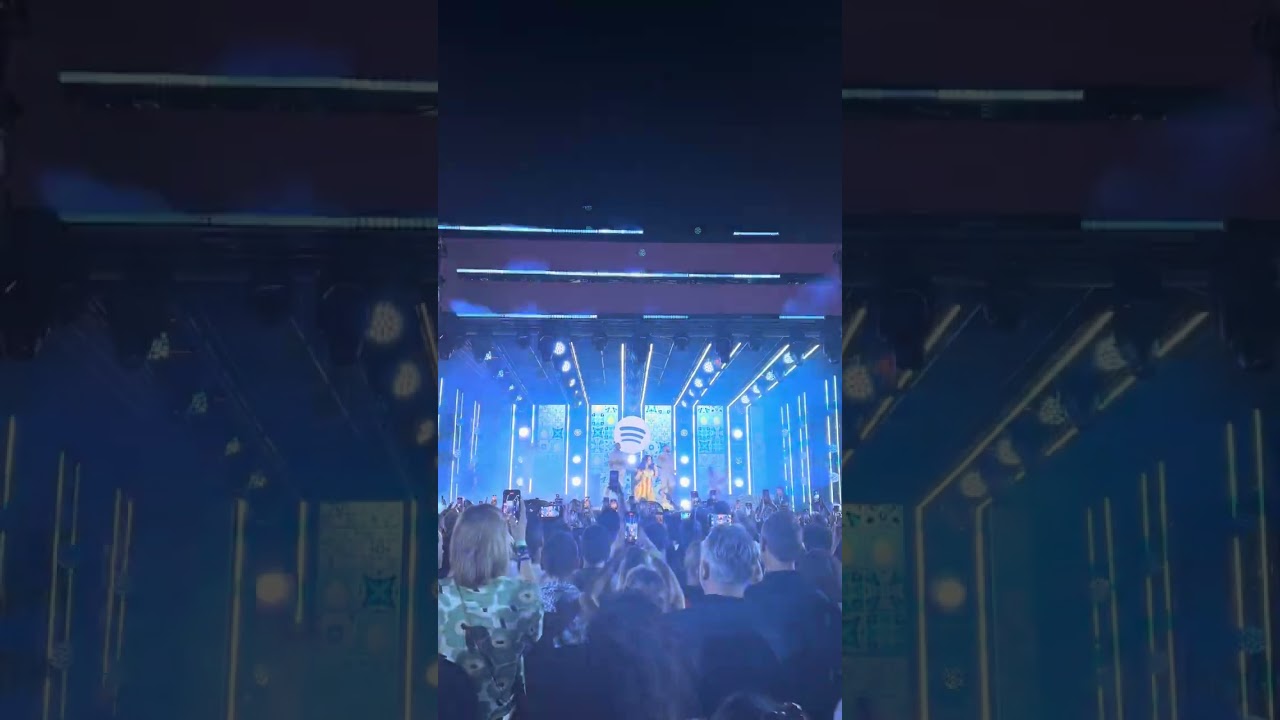 Cardi B Performs 'Bodak Yellow' at Spotify Beach 2025 in Cannes!