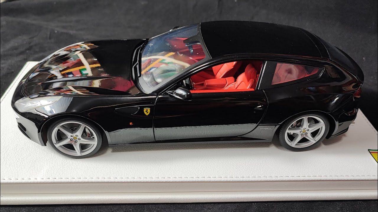 1/18 Hotwheels Ferrari FF - YouTube
