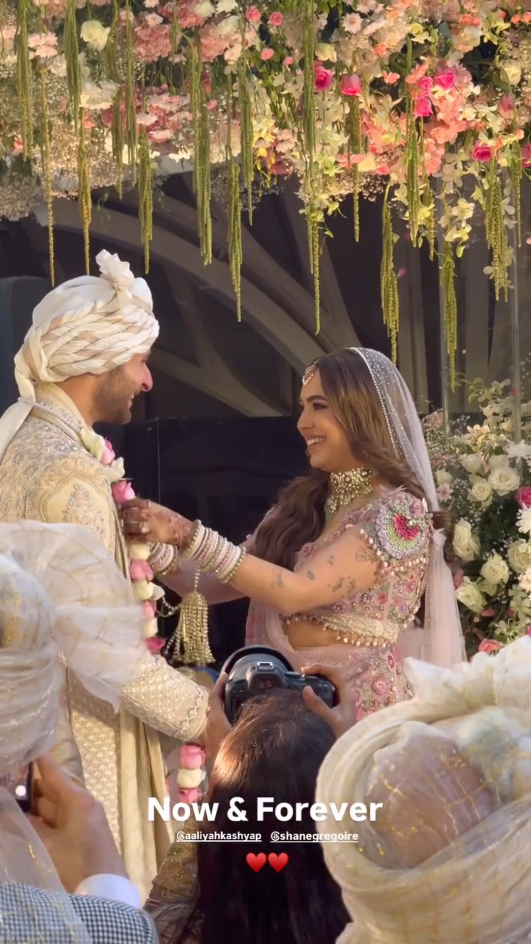 Aaliyah Kashyap-Shane Gregoire's DREAMY varmala ceremony ??#aaliyahkashyapwedding #shorts