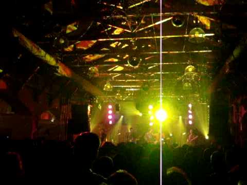 calexico - crystal frontier - live - patras 03/02/2009