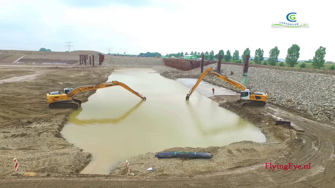 Aanbrengen bentonietmatten in werkhaven Trierveld