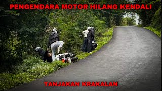 Pengendara motor hilang kendali || @krakalanofficial