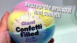 Megagrote Bruisbal met confettie van Action uitproberen