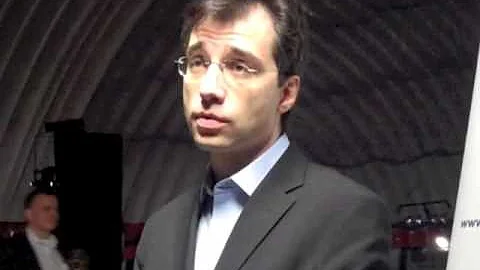 Doctor David Gratzer Canadian doctor against Obama...
