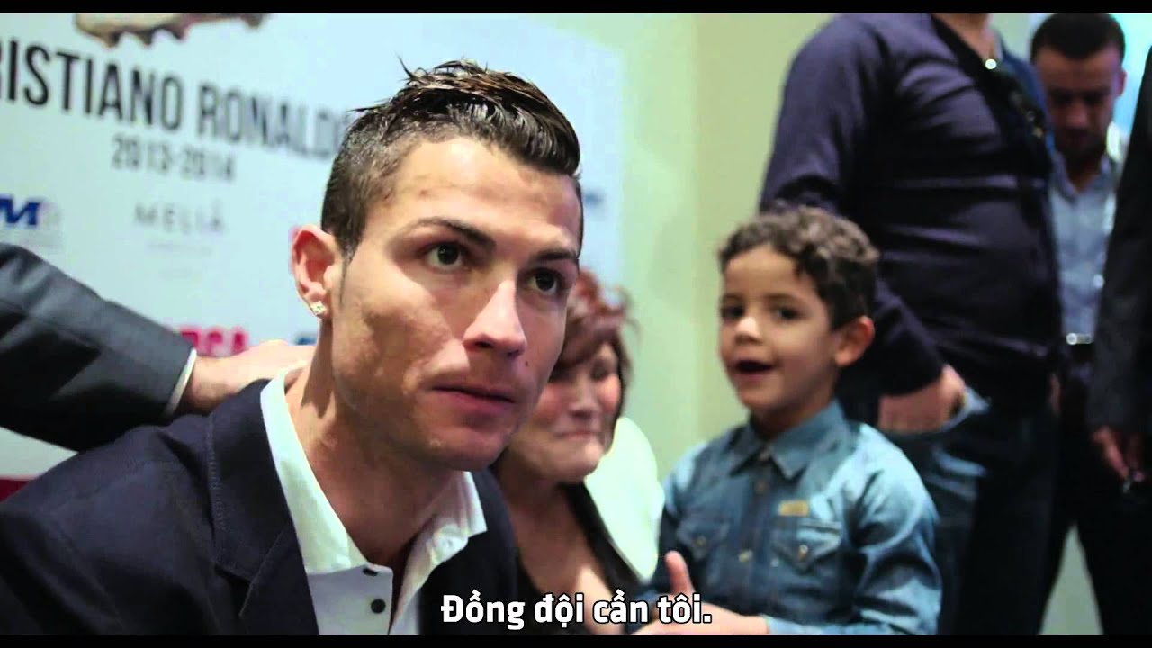 RONALDO CUỘC ĐỜI VÀ SỰ NGHIỆP VĨ ĐẠI Ronaldo (2015)