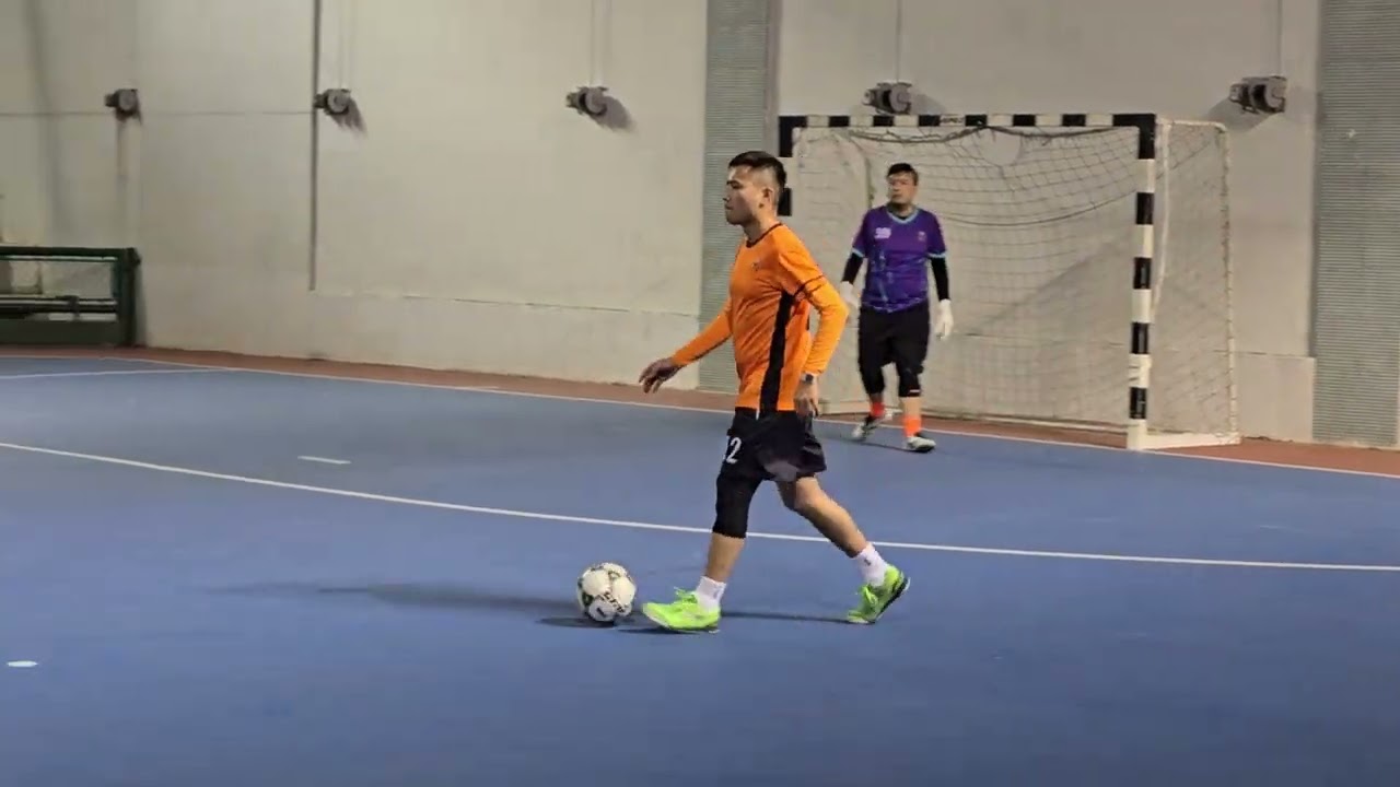 16/01/2026 ~ 友賽(6場) 澳門松柏晨鷹健步足球會(橙) VS 逍遙健步足球隊(藍) 望厦體育中心 + 巴坡沙體育中心 