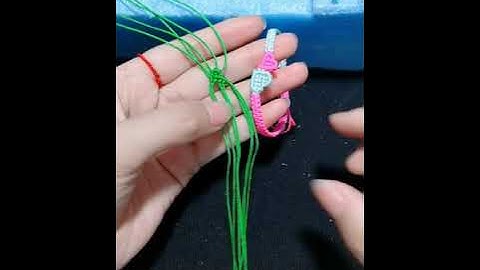 D.I.Y - Hướng dẫn làm vòng tay trái tim