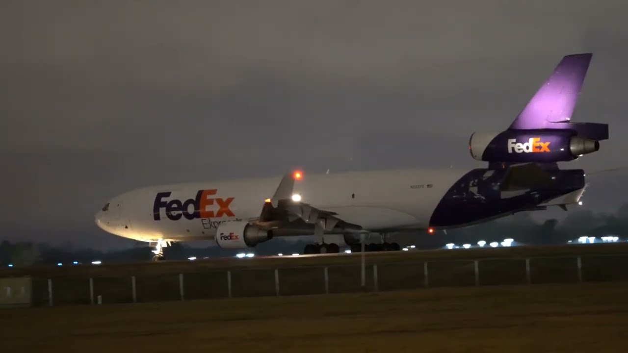 Love FedEx Plane Spotting Memphis Airport Boeing747,  777, MD-11 Airbus A300 Taking Off at Night