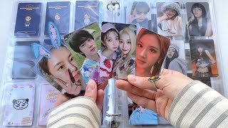 картинка: 8. раскладываю новые кпоп фотокарты в мои биндеры