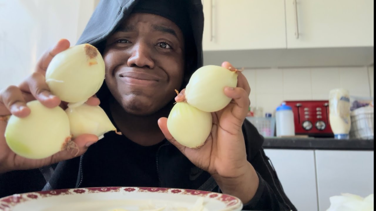 EATING RAW ONIONS CHALLENGE!!!! YouTube