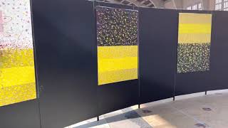 Le Tao des Couleurs, de Michel Larivière, installation à la Cité de la Mer, Cherbourg, été 2021