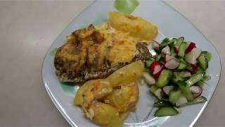 КАРАСИ в СМЕТАНЕ с КАРТОШКОЙ под СЫРОМ. КАРАСИ в СМЕТАНЕ с КАРТОШКОЙ под СЫРОМ.