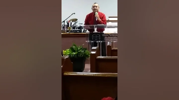 Bajo el poder del Espiritu Santo evangelista Sergi...