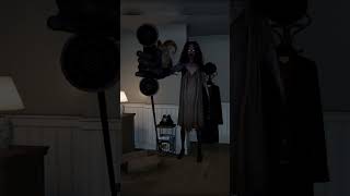 Download Lagu The Fingernails Made It Worse! | The Floor Above #shorts #funny MP3