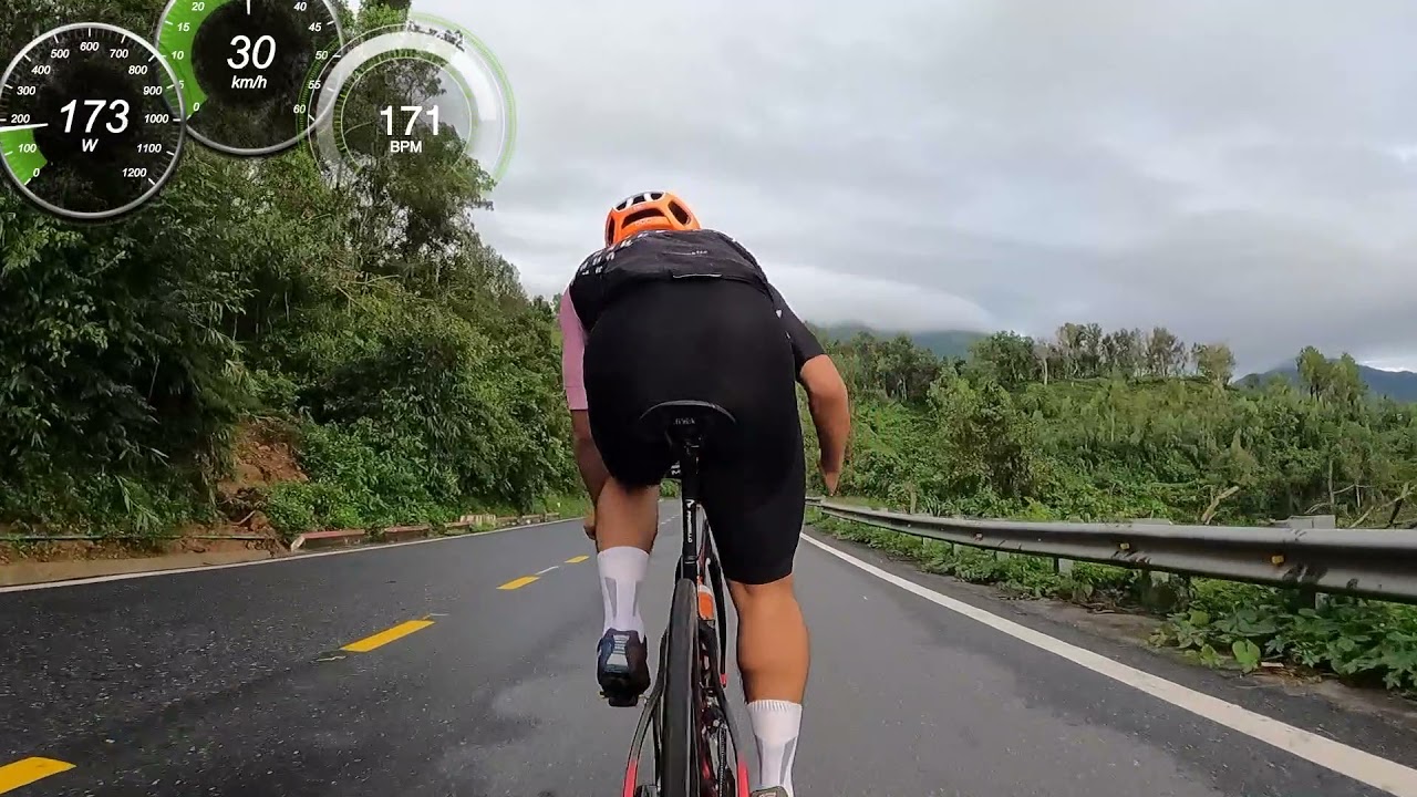 Hải Vân pass race