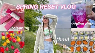 SPRING RESET VLOG*glossier haul, cleaning, coffee date, sushi, and more!