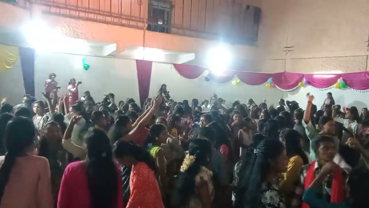 𝘙𝘢𝘩𝘶𝘭 𝘴𝘰𝘶𝘯𝘥 𝘭𝘪𝘨𝘩𝘵𝘪𝘯𝘨 𝘓𝘌𝘋 𝘭𝘪𝘨𝘩𝘵 