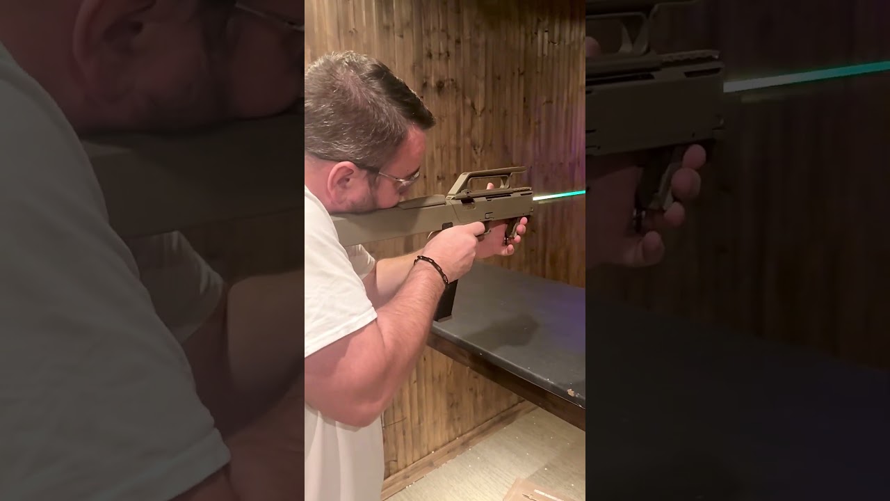 The FMG-9: A Futuristic Folding Gun