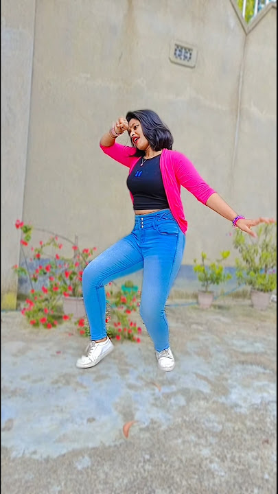Jise Dekh Mera Dil dhadka.. 🫶♥️#hitsong #dance #foryou #shorts #shortvideo #youtubeshorts #subscribe