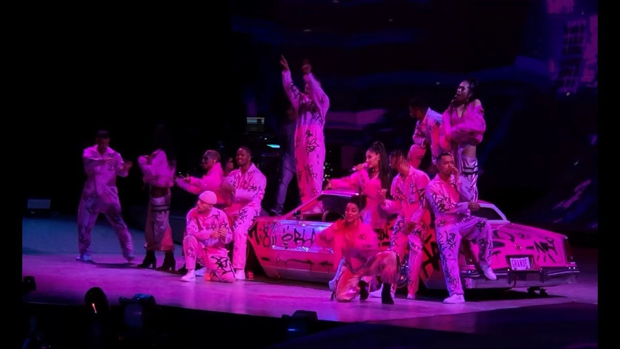 Ariana Grande 7 Rings Live Sweetener World Tour Amway Orlando 11/25/19 ...