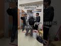 [無限の壁]実家に帰ろうとする台湾人を必殺技で止める[留学]#やんやんふぇー #留学 #ルームシェア #shorts