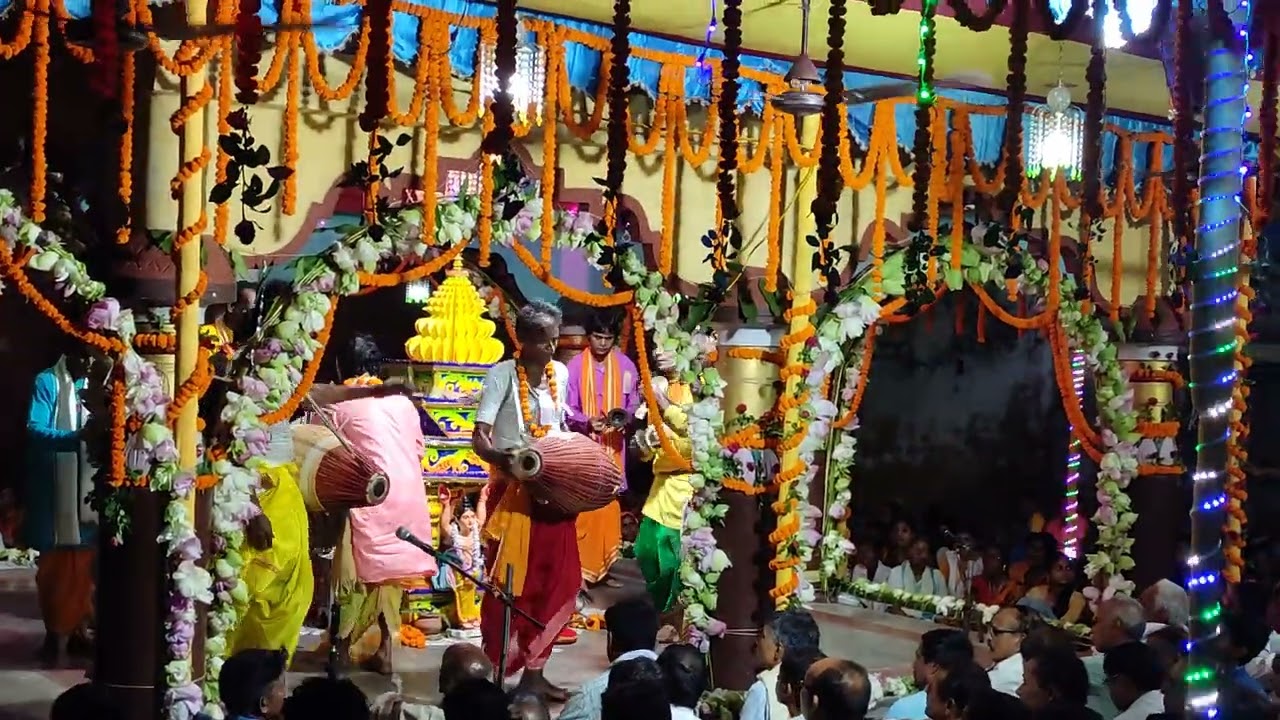 Harinam sankirtan in bena Anath das team performance