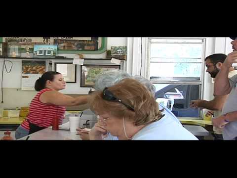 Louis&#39; Lunch is closing its doors after 82 years of serving its secret recipe hamburger... - YouTube