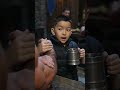 Arm Wrestle Legend! Tiny Kid Takes Down Muscular Strongman Easy 标签：#ArmWrestleLegend #TinyKidBigPowe