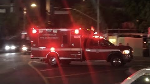 LAFD Rescue 809 Responding Code 3 to a Single Car Traffic Collision