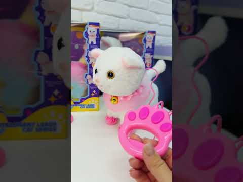 Інтерактивне кошеня на повідку з рухами та звуками рожеве, видео 1