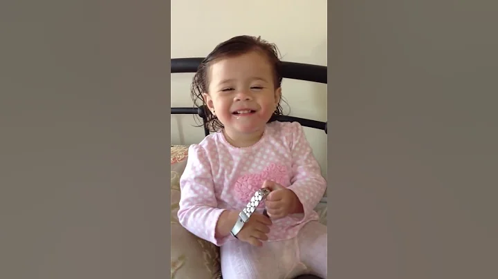 Mia singing