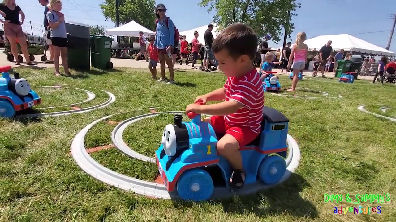 Dmitrii & Sammy's Adventures. Train Thomas!!!