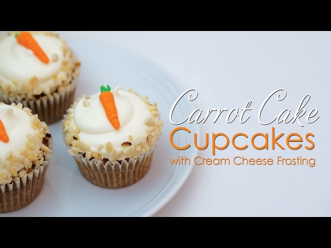 carrot-cake-cupcakes-recipe-with-cream-cheese-frosting-tutorial-&-recipe