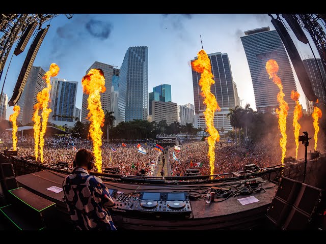 Oliver Heldens @ Ultra Music Festival Miami 2022 class=