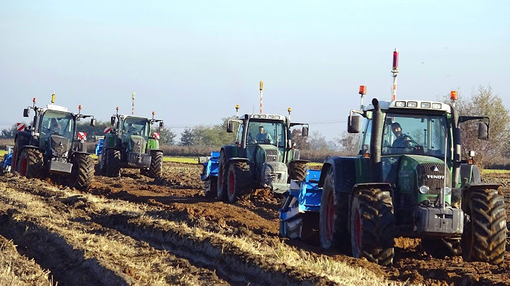**8 Tractors at work**