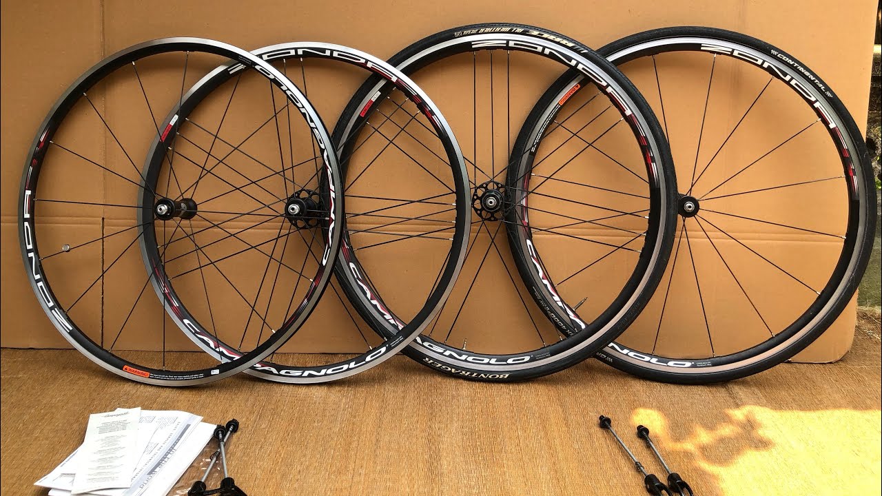 8-4 | Here are two pairs of beautiful Campagnolo Zonda C15