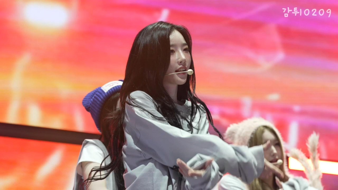 260301 트리플에스 tripleS My Secret New Zone  in Taipei -  Christmas Alone YooYeon  김유연  Fancam 직캠