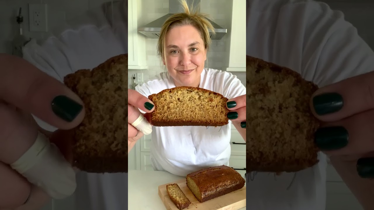 Mom's Banana Bread Recipe LINK IN DESCRIPTION #recipe #shorts