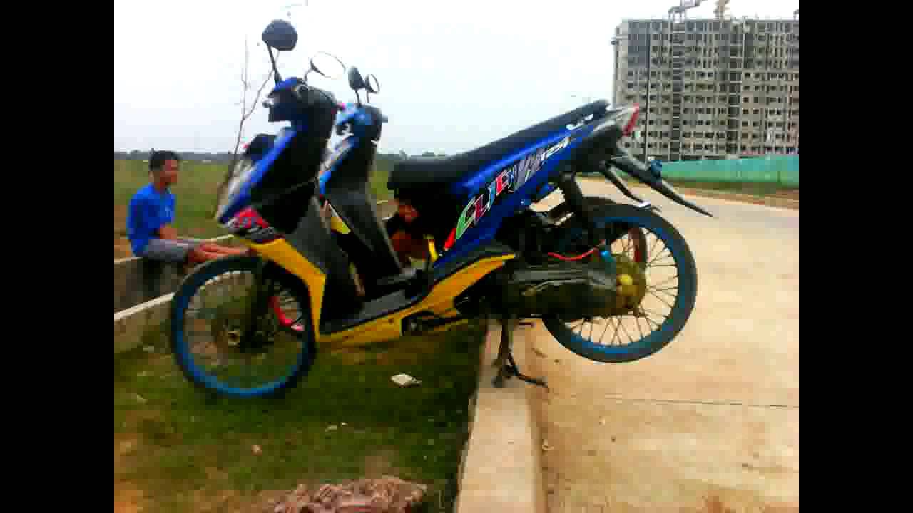 Iseng Iseng Thailook Cikarang 17 By Agung Tuktuk