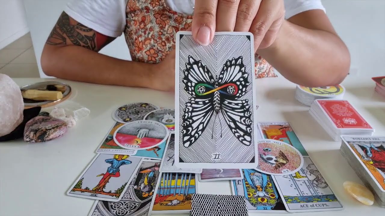 // Pick A Crystal ~ 👀 You vs. Them - What are the FEELINGS? 👀*plus announcement!*