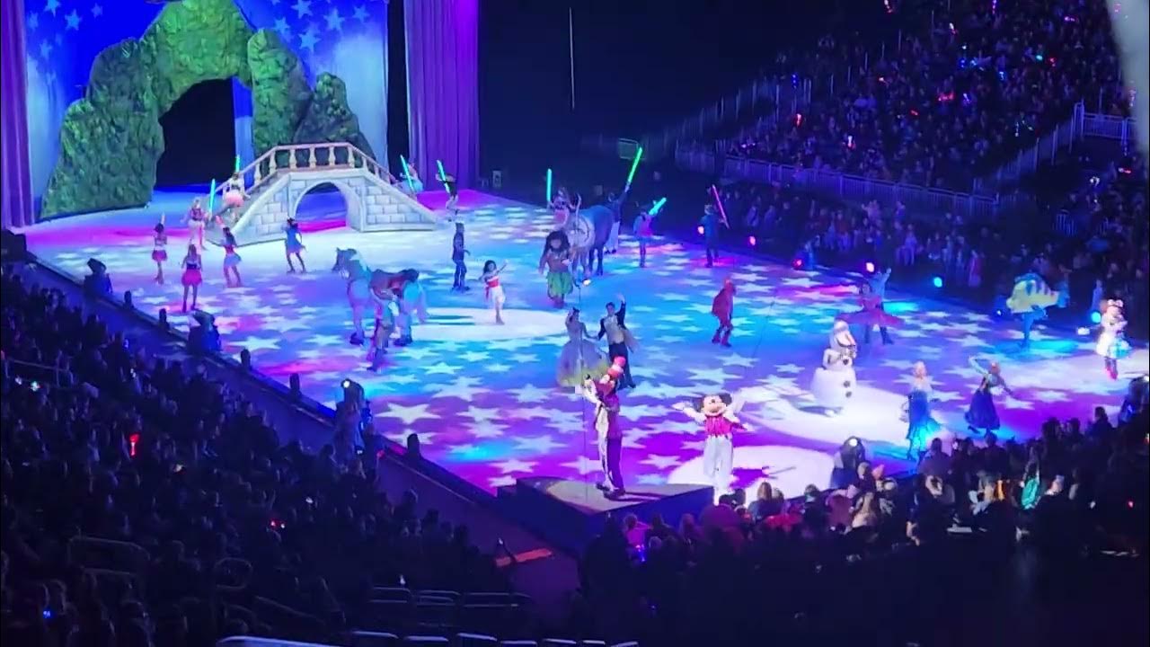 Disney sur Glace au centre Videotron Quebec 04 mars 2023 4 YouTube