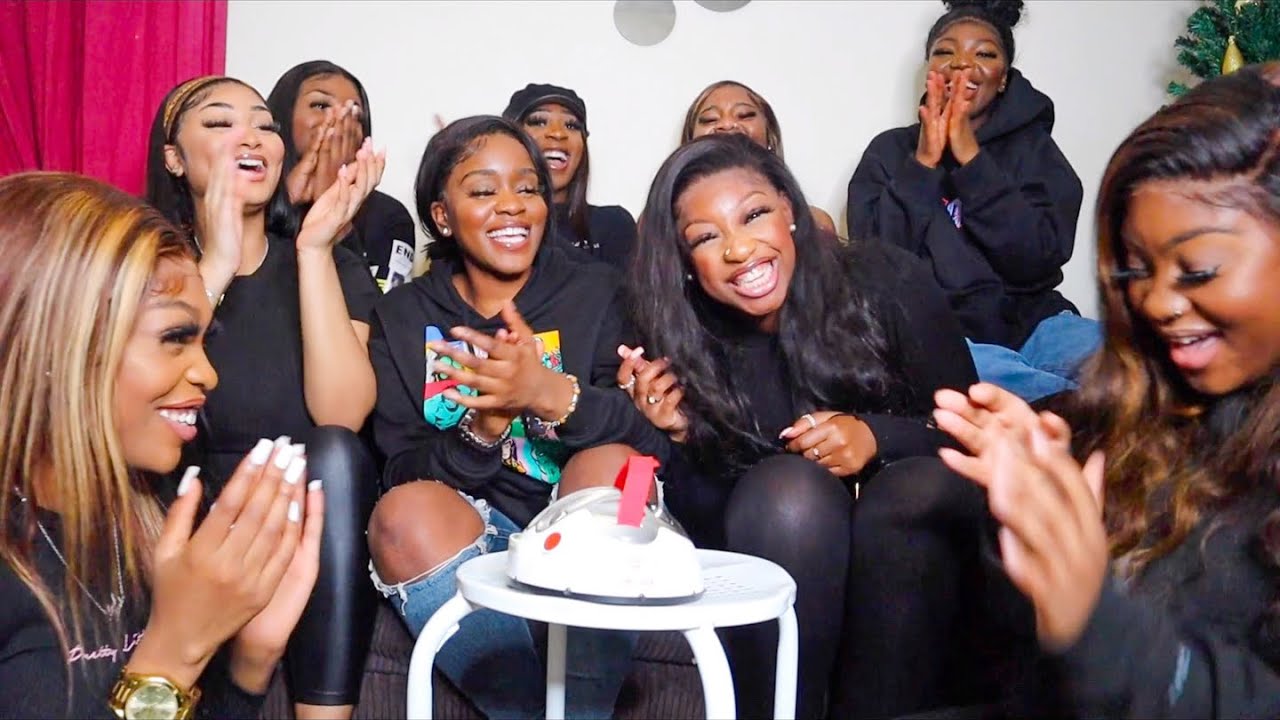 ЭКСТРЕМАЛЬНЫЙ ТЕСТ НА ДЕТЕКТОРЕ ЛЖИ!! **МЫ РАЗОБЛАЧИЛИ СЕБЯ** ВЫПУСК «СУМАСШЕДШИЕ ДЕВУШКИ»!