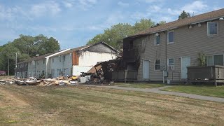 More than 30 people displaced after massive fire at Veazie apartment building