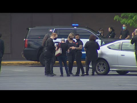 Shoppers, workers describe chaos after two people shot at Southcenter Mall in Tukwila