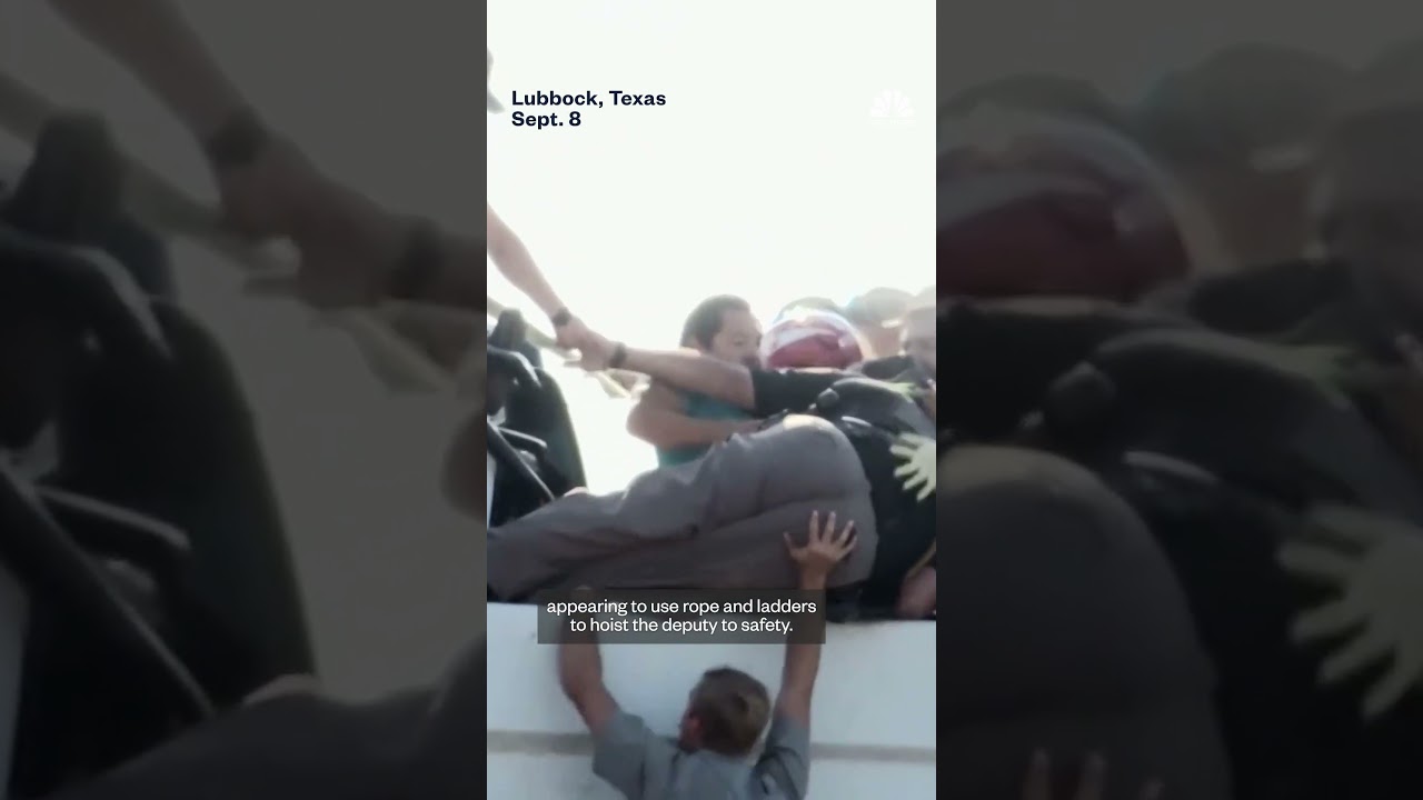 Good Samaritans rescue deputies in Texas crash