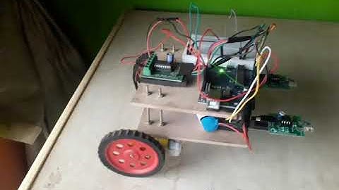 Obstacle Follower Robot using Arduino- project assignment for Skyfi Labs online course by David Omis
