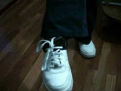 automatic shoe laces - YouTube