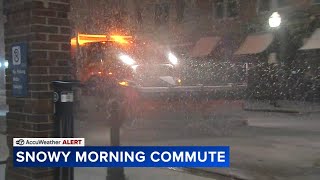 Heavy snow falls during morning commute in Chicago area
