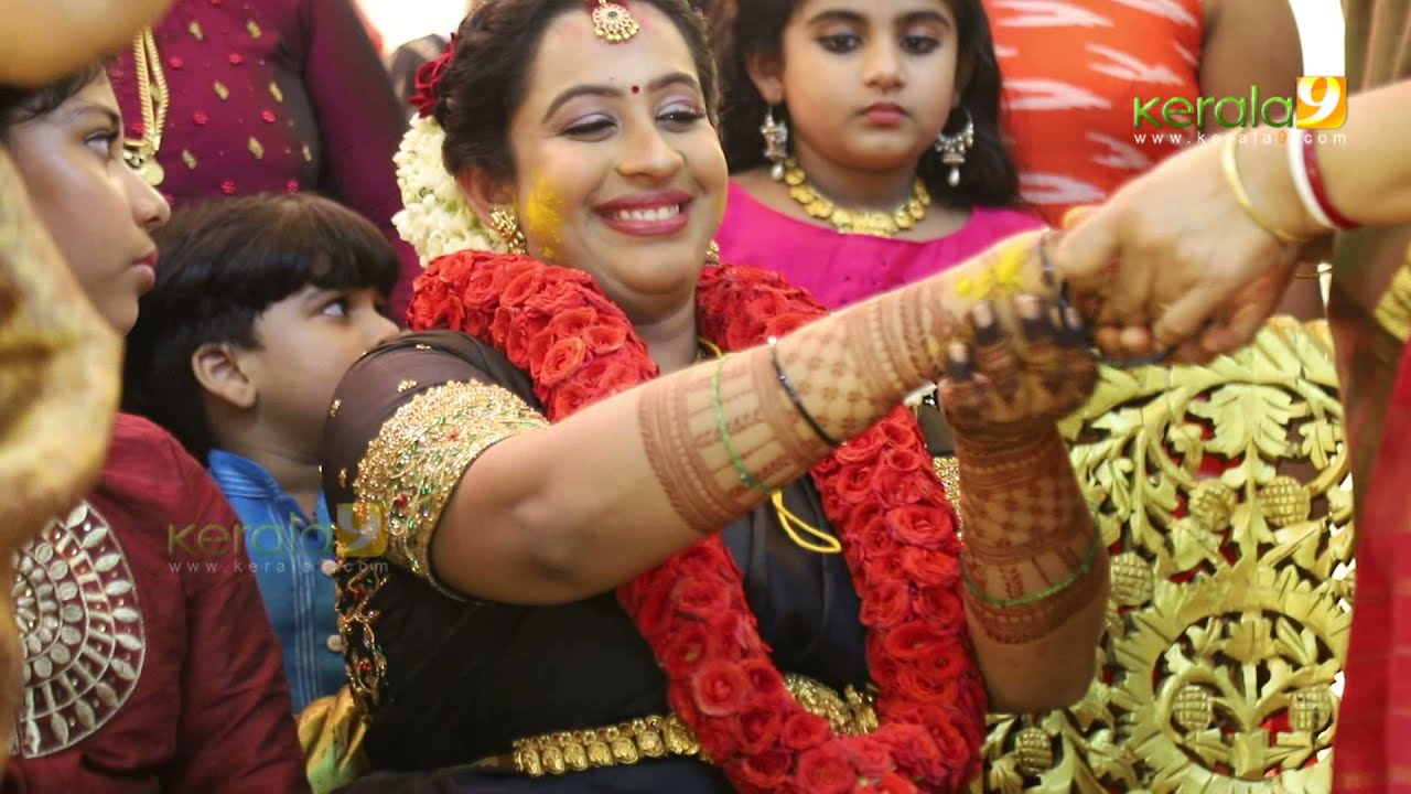 Sowbhagya Venkitesh Valaikappu Function Full | Arjun Somasekhar | Thara Kalyan - Kerala9.com